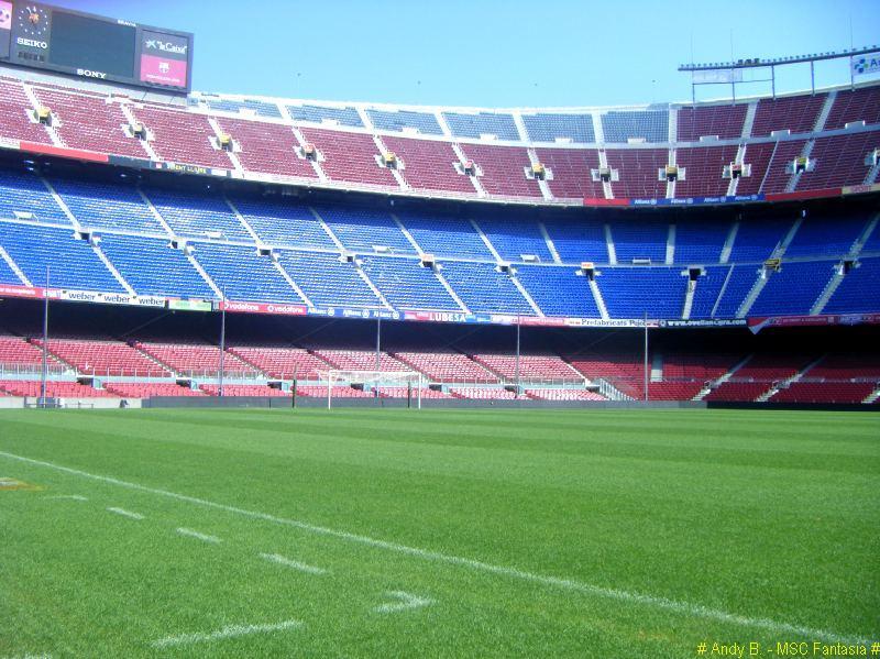 MSC Fantasia - Stade Barcelone (1).jpg